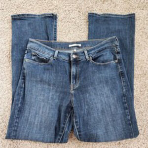 Levi's Womens Jeans Size 22 Classic Boot Medium Wash Denim Jeans